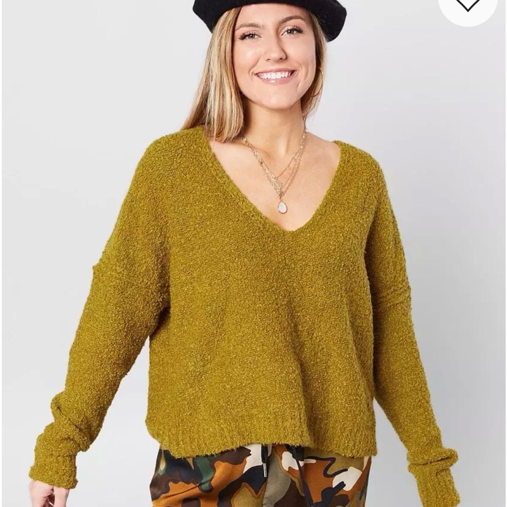 Free People Finders Keepers Moss Green Cozy Sweater - Picture 5 of 10